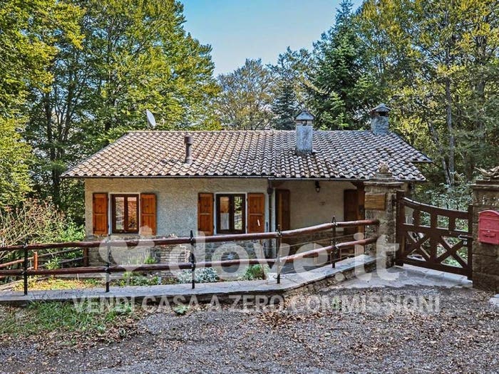 Casa con 5 locali in vendita in Via Faggeta, Caprese Michelangelo