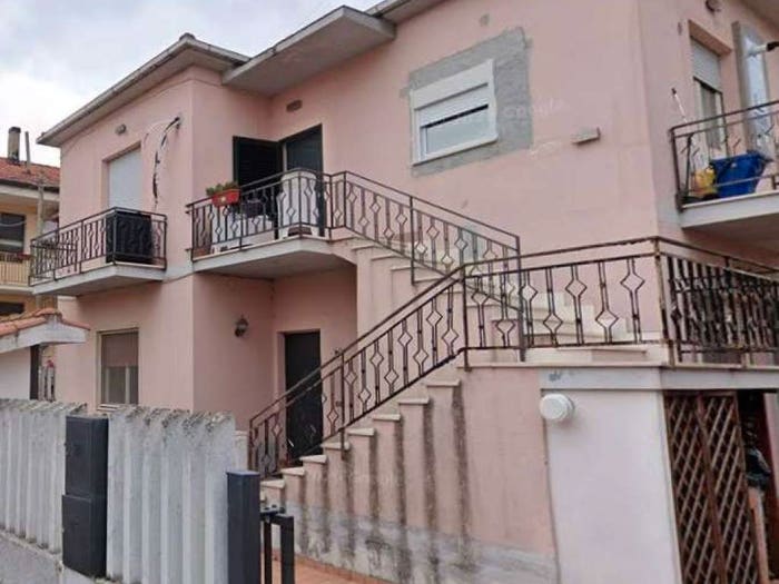 Appartamento con 5 locali in vendita in Via Savonarola, Villa Carmine, Montesilvano