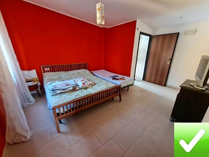 Appartamento bilocale in vendita in Via Saracinello, Reggio Calabria