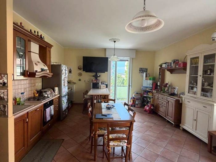 Appartamento con 5 locali in vendita in via Alfonso Casoli, San Cataldo, Modena