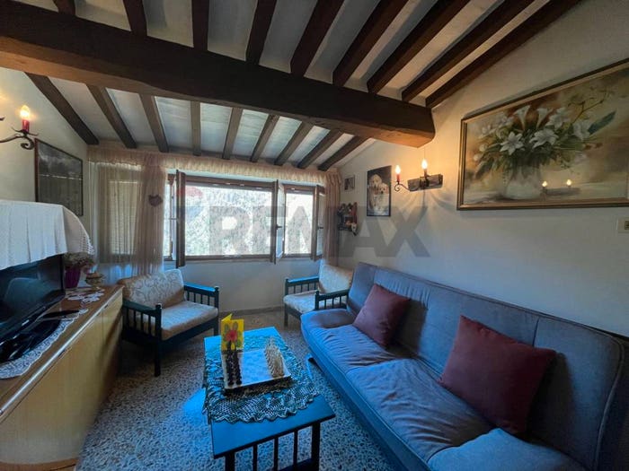 Casa con 6 locali in vendita in Tereglio, Coreglia Antelminelli
