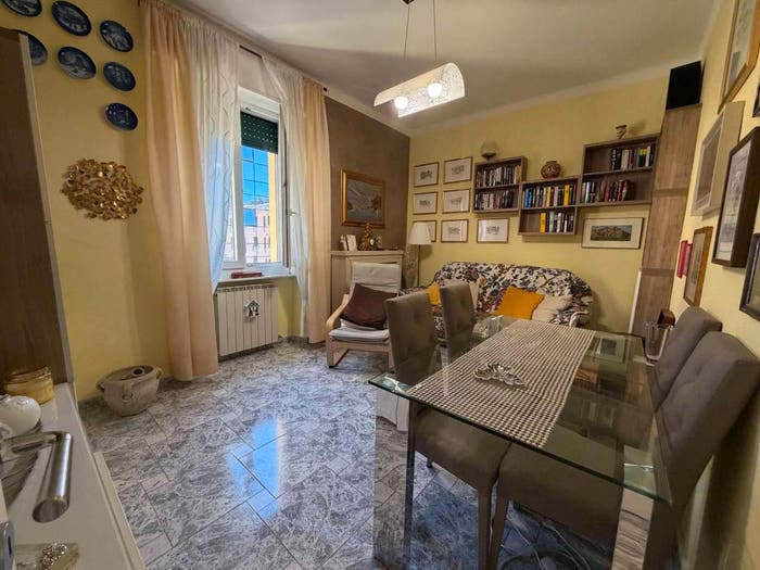 Appartamento trilocale in vendita in via isonzo, Sturla, Genova