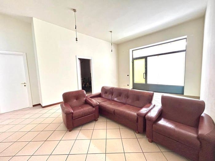 Appartamento trilocale in vendita in Via Moruzzi, Centro, Fiorenzuola d'Arda