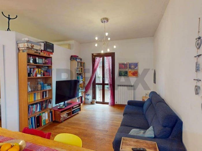 Appartamento con 5 locali in vendita in Via Beppe Fenoglio, Chiozzo Sora, Pavia