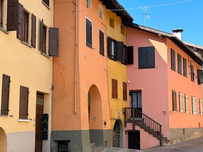 Appartamento con 5 locali in vendita in Via Guglielmo Marconi, Centro, Levico Terme