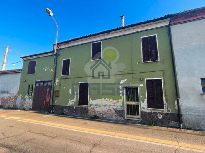 Casa con 5 locali in vendita in Via Biolchi, San Giuliano, Castelvetro Piacentino