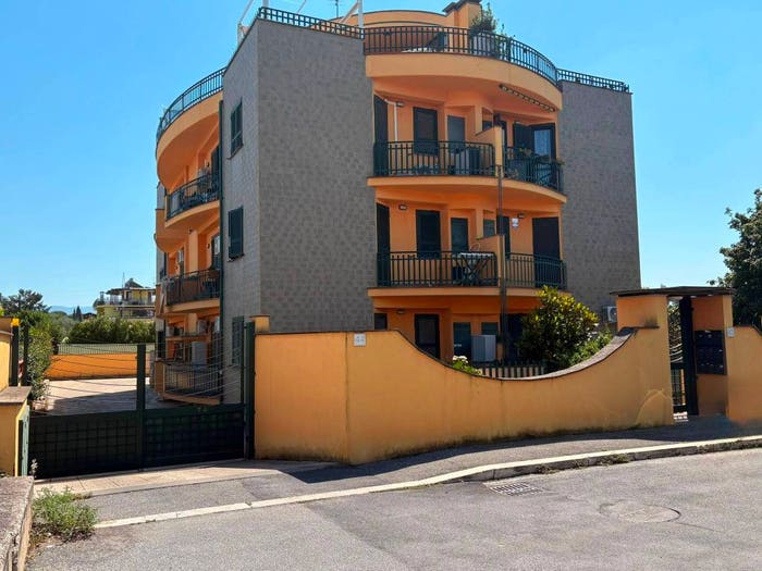 Appartamento bilocale in vendita in Via Massa di San Giuliano, Castelverde, Roma