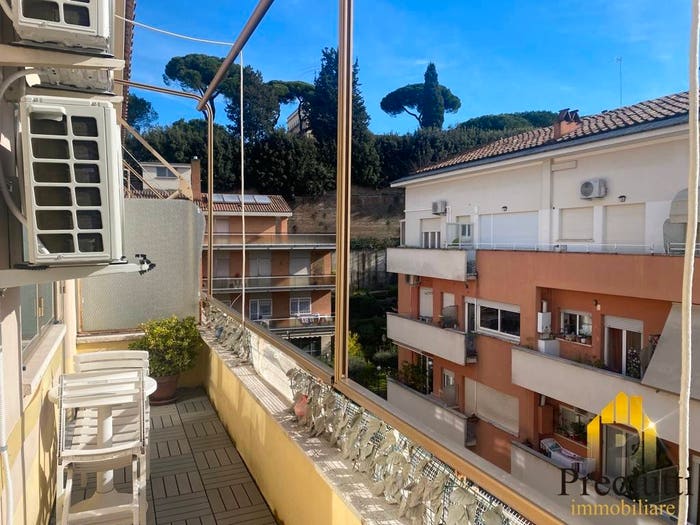 Appartamento bilocale in vendita in Via San Telesforo, Gregorio VII Piccolomini, Roma