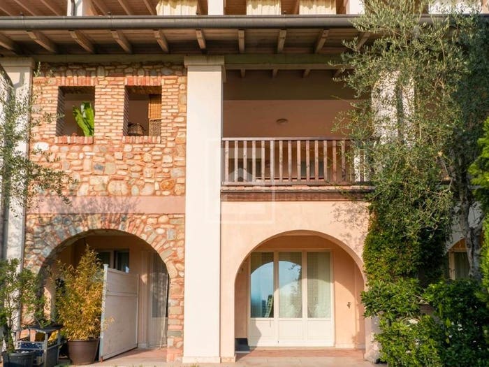 Appartamento trilocale in vendita in Località Abbazia San Vigilio, Pozzolengo
