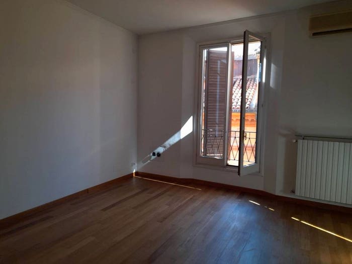Appartamento trilocale in vendita in Giardino di Piazza Cavour, Castiglione Tribunale, Bologna