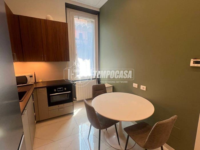 Appartamento bilocale in vendita in Via FEDERICO CONFALONIERI, Isola, Milano
