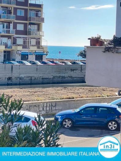 Appartamento trilocale in vendita in Via del Porto, Zona Domitilla, Ladispoli