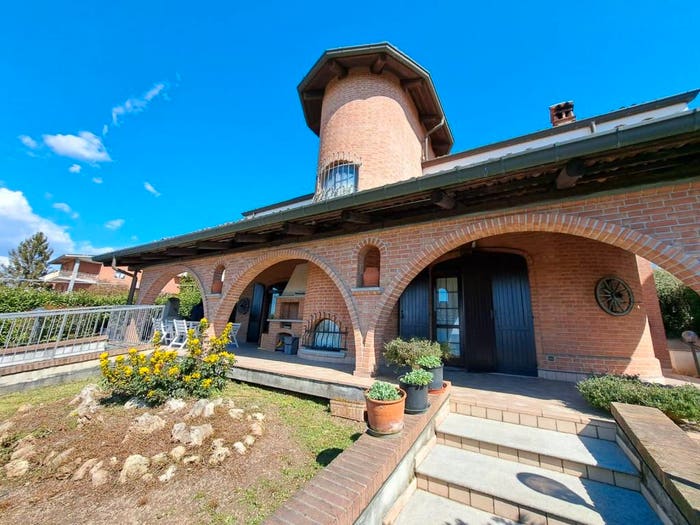 Casa con 6 locali in vendita in Castelletto Monferrato