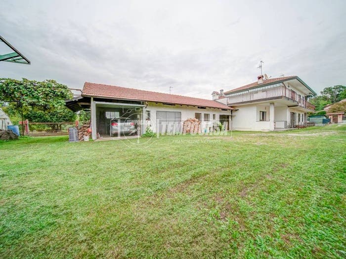 Casa con 6 locali in vendita in Via Arquello, Centro, Castelletto Sopra Ticino