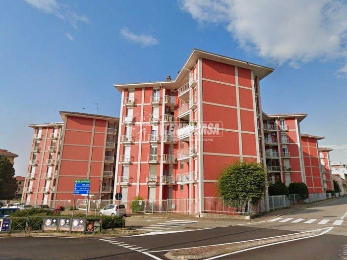 Appartamento quadrilocale in vendita in Via Carso, Centro Città San Paolo, Biella