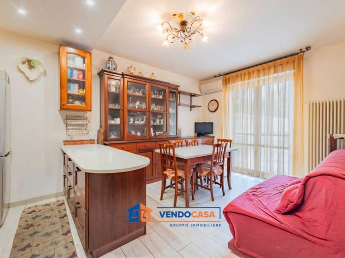 Appartamento bilocale in vendita in Viale Marzo, Centro, Albenga
