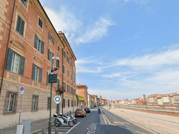 Appartamento quadrilocale in vendita in Lungarno Galileo Galilei, San Martino, Pisa