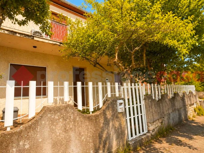 Casa con 5 locali in vendita in Via Vicero scn, Centro, Alatri