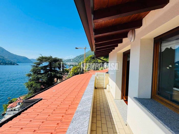 Appartamento trilocale in vendita in Via de Cristoforis, Centro, Carate Urio