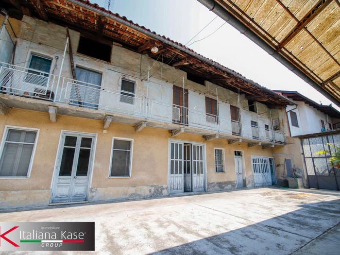 Casa con 6 locali in vendita in vicolo milano, Centro, San Giorgio Canavese