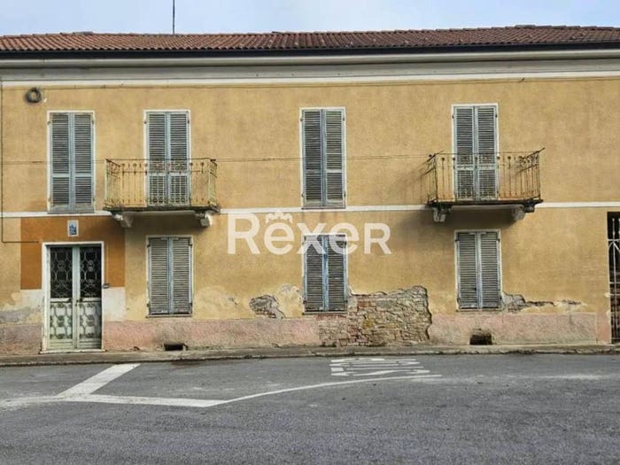Casa con 6 locali in vendita in Strada Provinciale, Cagli