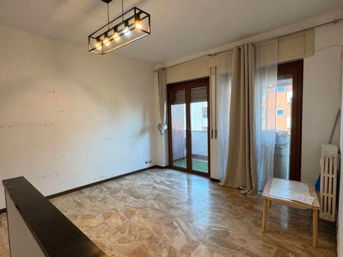 Appartamento trilocale in vendita in Via Giacomo Leopardi, Centro, Opera