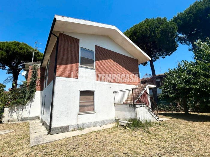 Casa con 6 locali in vendita in Viale Danimarca Lido delle Nazioni, Lido delle Nazioni, Comacchio