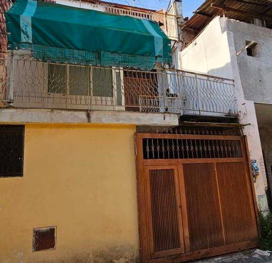 Casa quadrilocale in vendita in Via Trieste, Carinaro