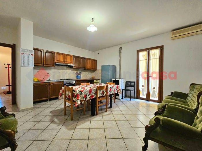 Appartamento trilocale in vendita in Via sardegna, Centro, Capoterra