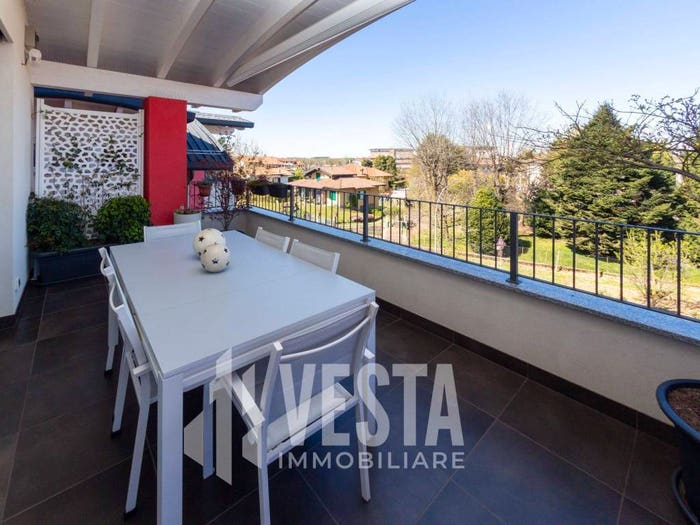 Appartamento trilocale in vendita in Via Kennedy Fornace, Lomagna