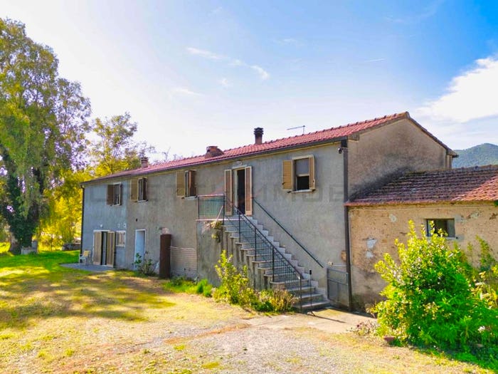 Casa con 6 locali in vendita in Strada Vicinale di Val di Campo, Tirli Vetulonia Buriano, Castiglione della Pescaia