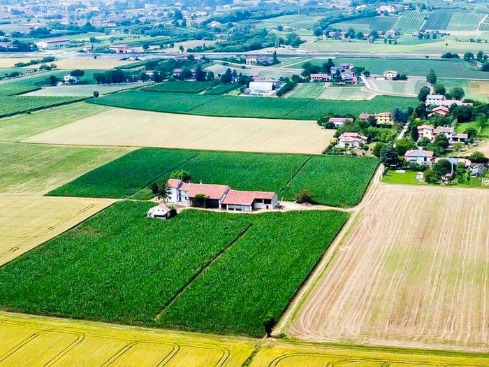 Casa con 6 locali in vendita in Via Santa Caterina da Siena, Breganze