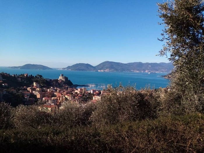 Casa trilocale in vendita in Pugliola Solaro, Lerici
