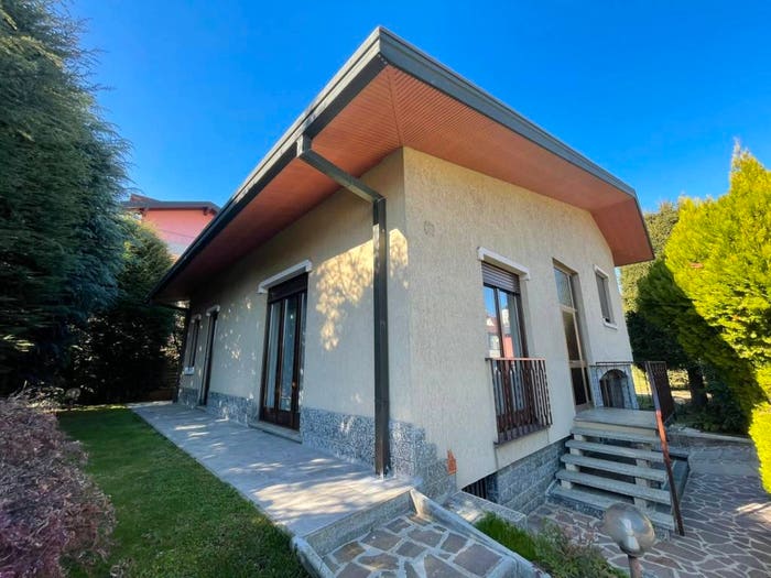 Casa quadrilocale in vendita in Via San Gerolamo Emiliani, Flora, Legnano