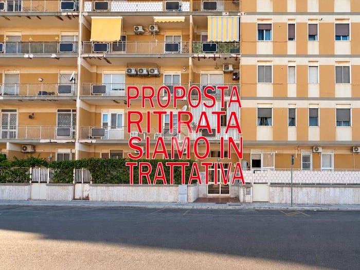Appartamento con 5 locali in vendita in Via Achille Grandi, Commenda, Brindisi
