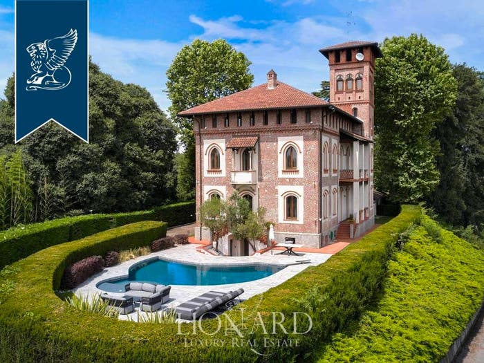 Casa con 6 locali in vendita in Cesano Maderno