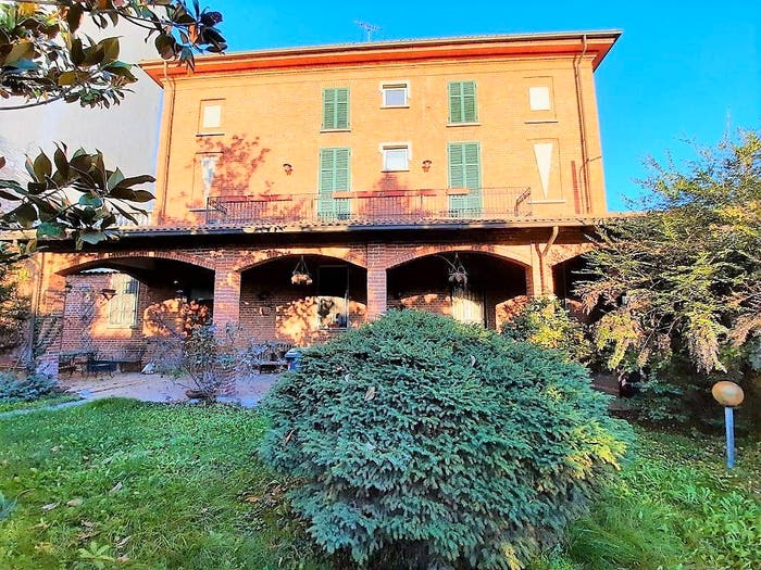 Casa con 6 locali in vendita in Via Maggio, Castellazzo Bormida