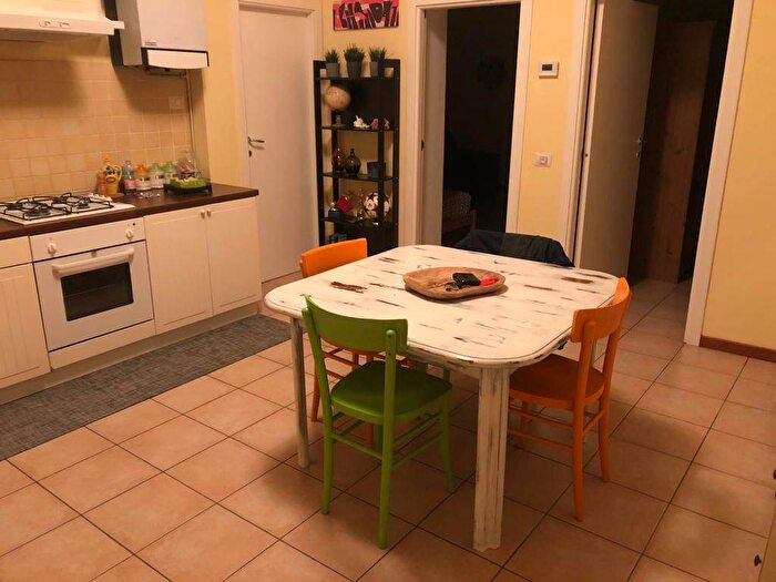 Appartamento trilocale in vendita in Borgo Rodi, Ancona