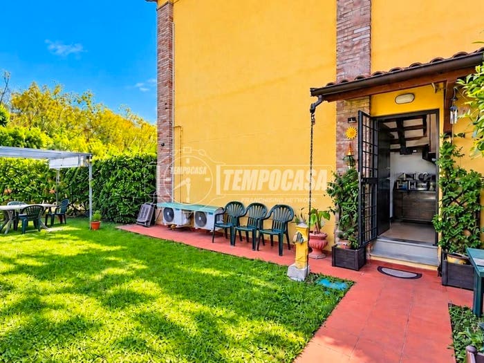 Casa trilocale in vendita in Via Bisentolo Sud, Crevalcore