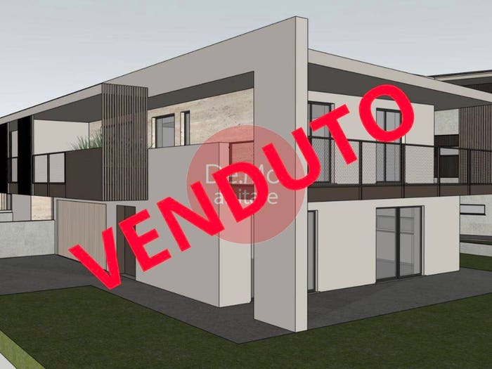 Appartamento trilocale in vendita in Via Tiziano, Centro, Mariano Comense