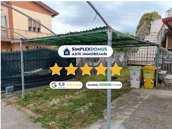 Casa con 6 locali in vendita in Viale Trieste, Centro, Santo Stino di Livenza