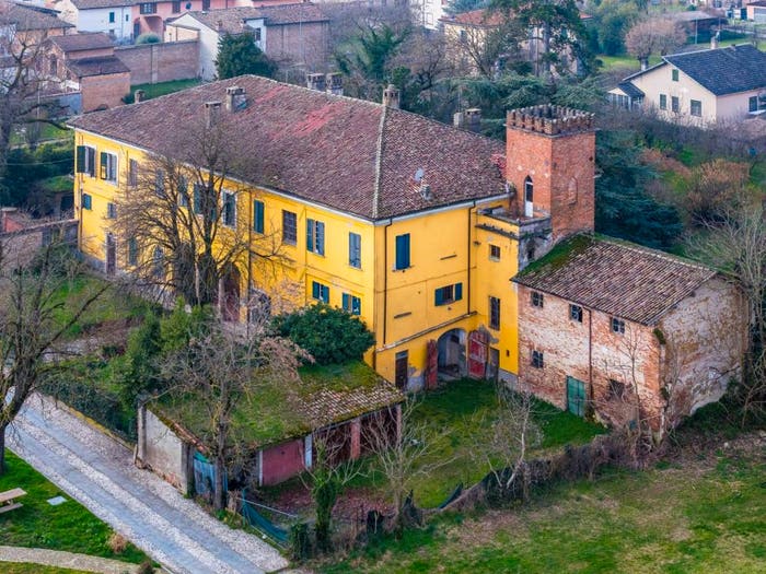 Casa con 6 locali in vendita in via umberto I, Centro, Codevilla