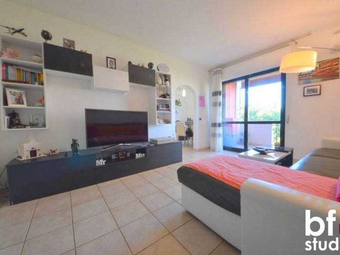 Appartamento con 5 locali in vendita in Via Musselburgh, Rosignano Solvay, Rosignano Marittimo