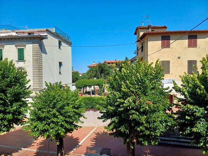 Casa quadrilocale in vendita in Via Roma, Castelfranco Di Sopra, Castelfranco Piandisco
