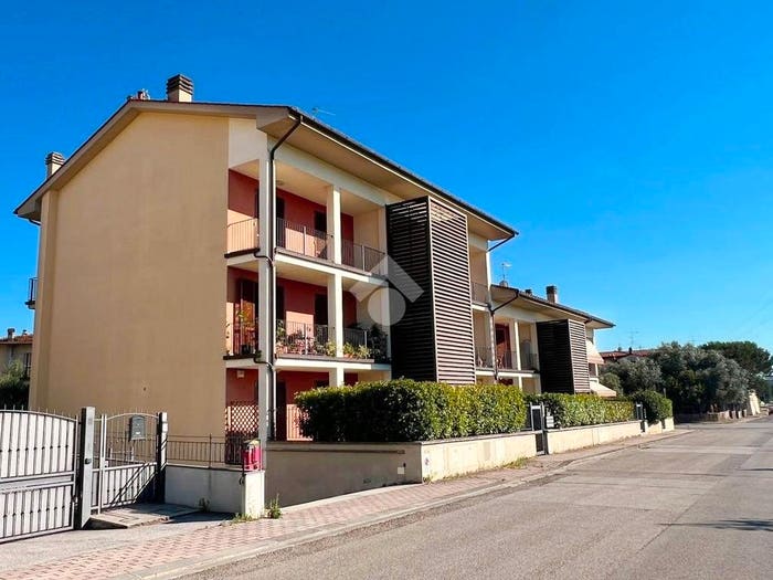 Appartamento quadrilocale in vendita in Via Vincenzo Monti, Centro, Calenzano