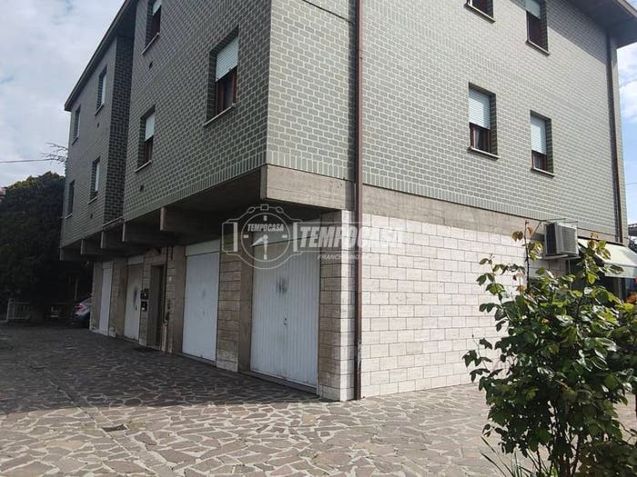 Appartamento quadrilocale in vendita in Via PANINI, Centro, Formigine