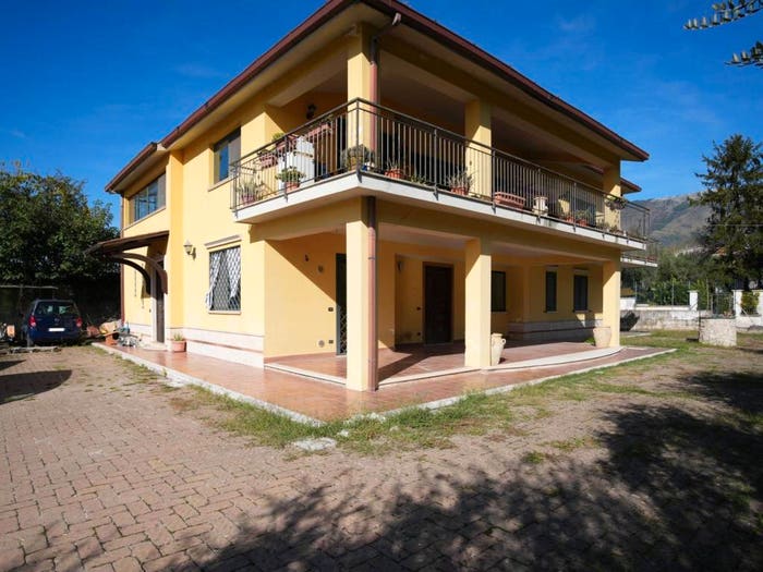 Casa con 6 locali in vendita in Via Gargano, Pastenelle Pacitti Sprumaro, Cervaro