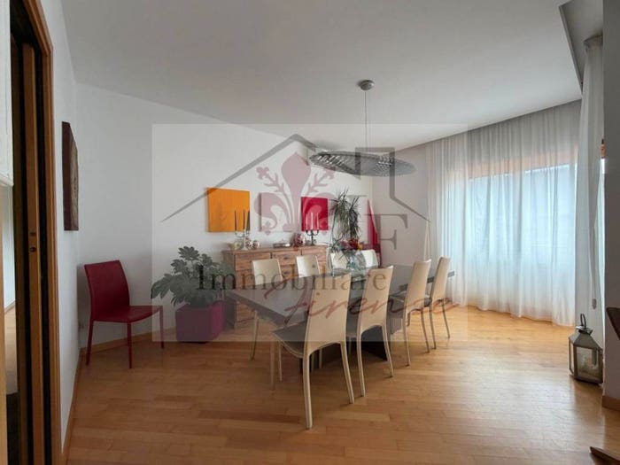 Appartamento quadrilocale in vendita in Via Valdorcia, Novoli, Firenze