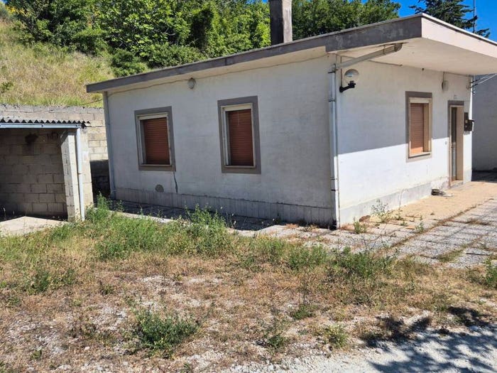 Casa trilocale in vendita in Contrada Bosco, Civitella Casanova