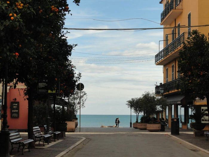 Appartamento trilocale in vendita in Via Dante, Centro, Alassio